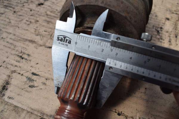 CARDAN DROIT RENAULT MEGANE 3 1.5DCI 2009-2015 - Vue 2